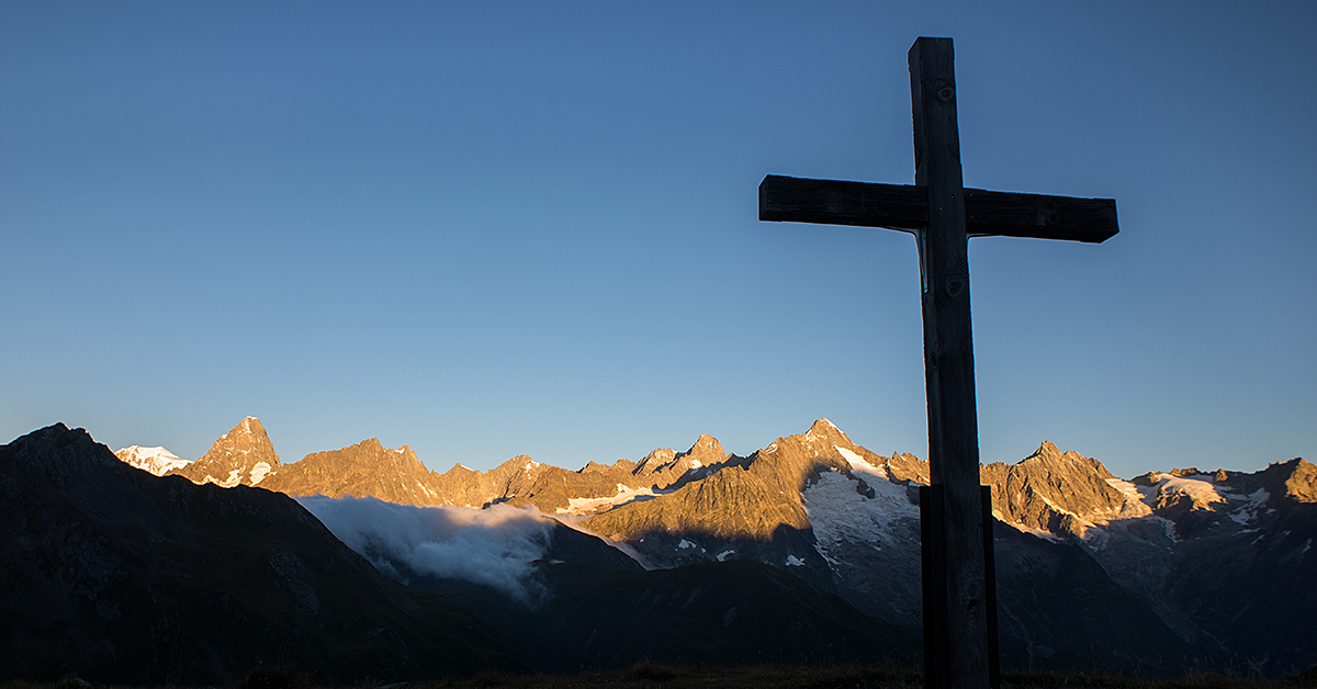 Cross silhouette sunrise