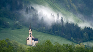 Photo by Pascal Debrunner via unsplash